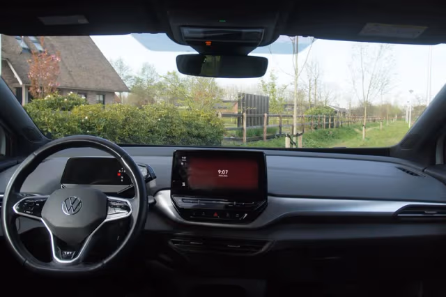Volkswagen ID.4 (2021) thumbnail 13