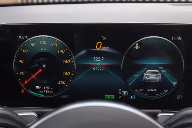 Mercedes-Benz EQB (2022) thumbnail 20