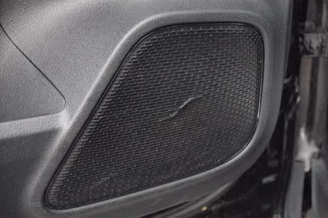 Mercedes-Benz EQB (2022) thumbnail 30