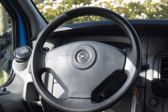 Opel Vivaro (2008) thumbnail 17