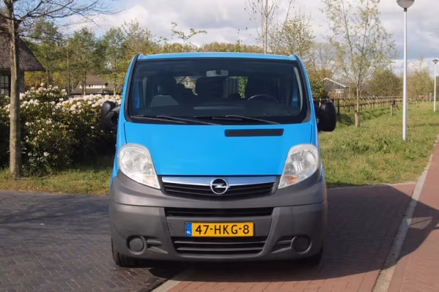 Opel Vivaro (2008) thumbnail 7