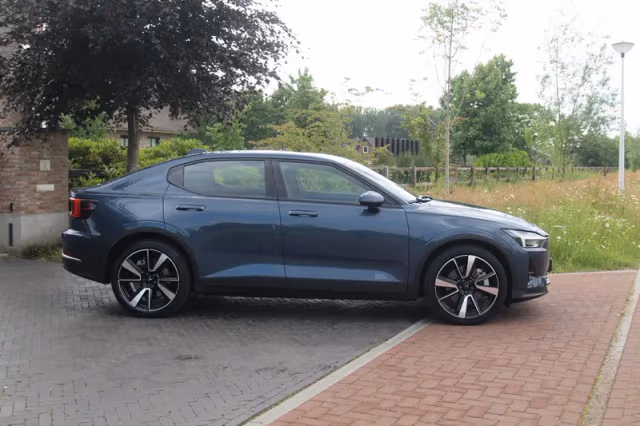 Polestar 2 (2020) thumbnail 12