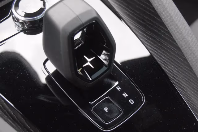 Polestar 2 (2020) thumbnail 24