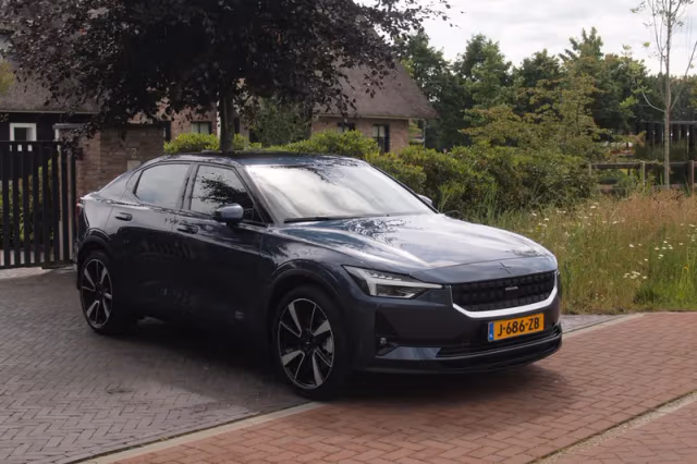 Polestar 2 (2020) thumbnail 5
