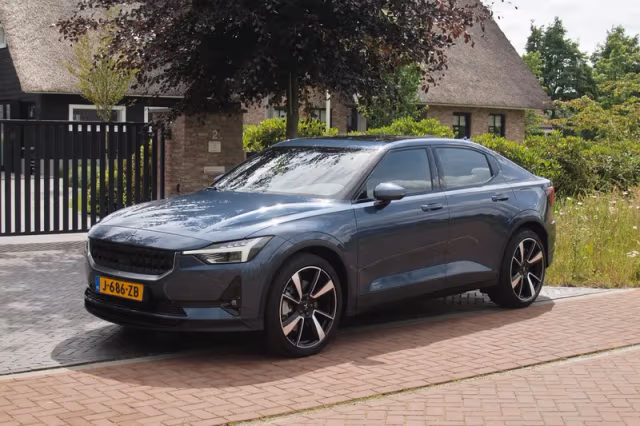 Polestar 2 (2020) thumbnail 7