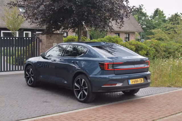 Polestar 2 (2020) thumbnail 9