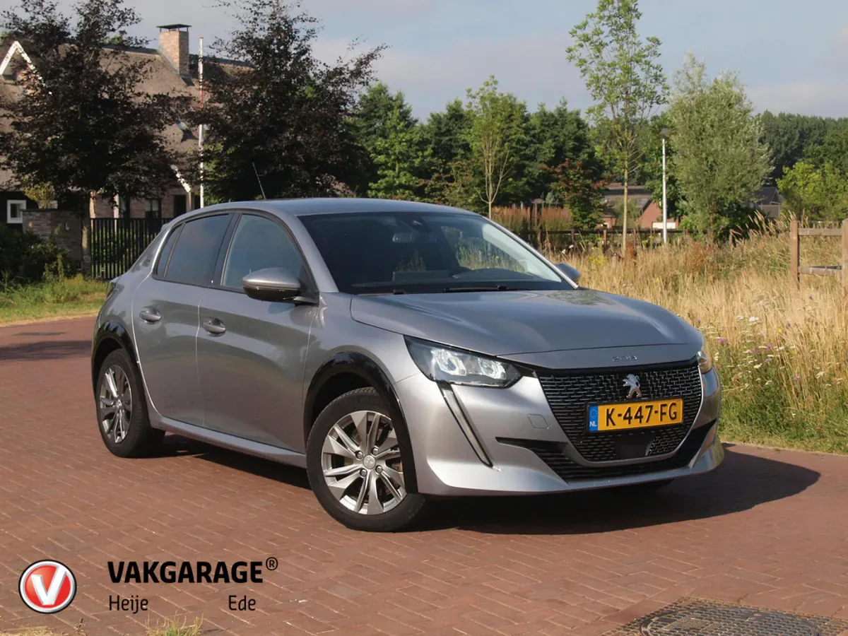 Peugeot e-208 (2020) — foto 1