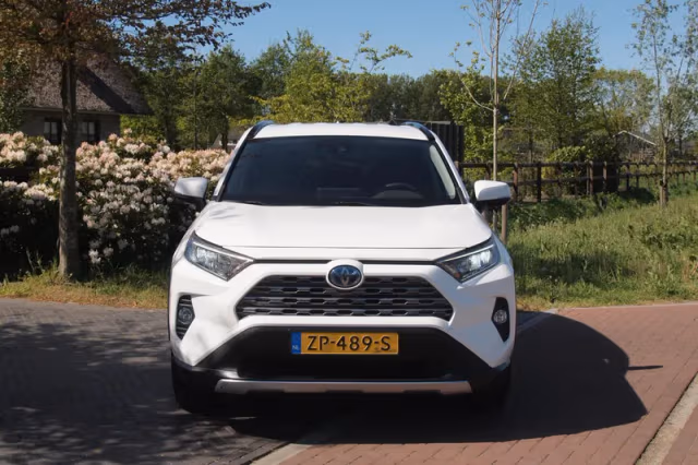 Toyota RAV4 (2019) thumbnail 7