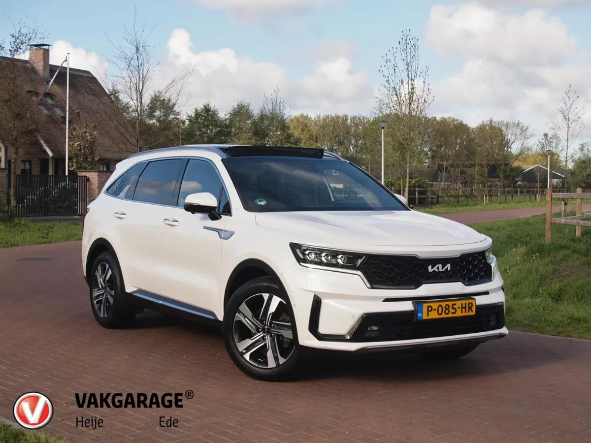 Kia Sorento (2022) — foto 1