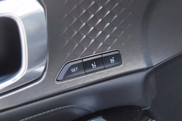 Kia Sorento (2022) thumbnail 31