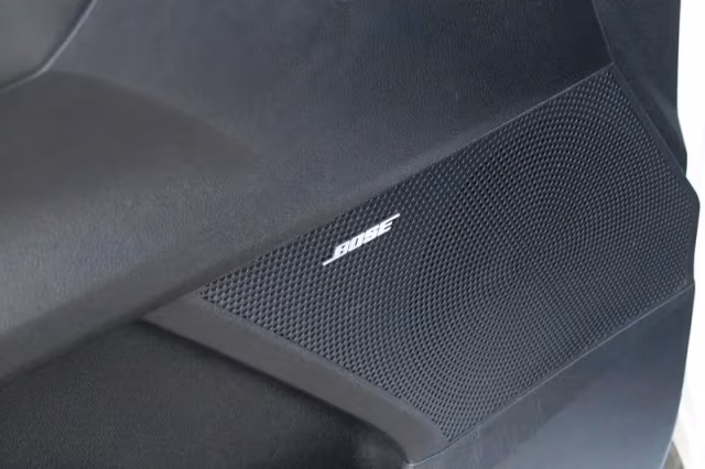 Kia Sorento (2022) thumbnail 32