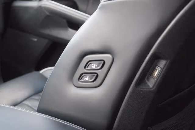 Kia Sorento (2022) thumbnail 37