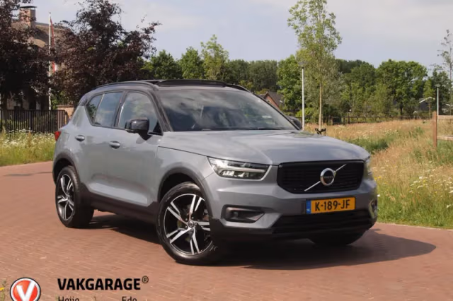 Volvo XC40 (2021)
