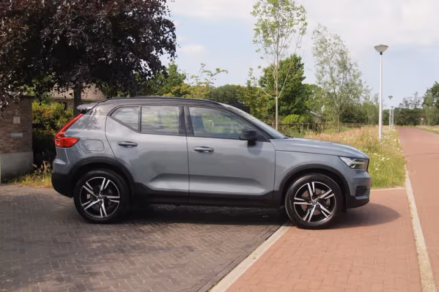 Volvo XC40 (2021) thumbnail 12