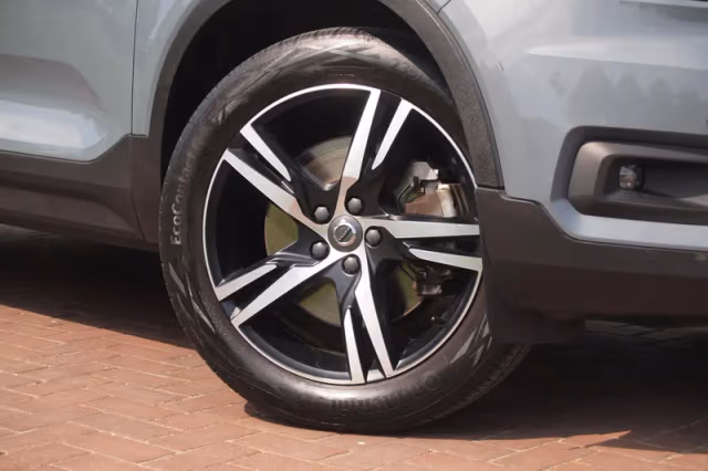 Volvo XC40 (2021) thumbnail 13