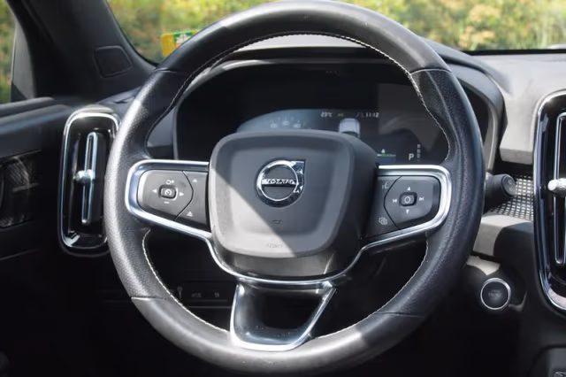 Volvo XC40 (2021) thumbnail 19