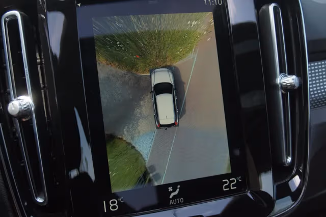 Volvo XC40 (2021) thumbnail 24