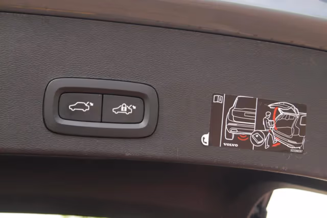Volvo XC40 (2021) thumbnail 33