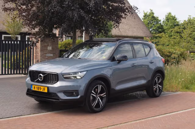 Volvo XC40 (2021) thumbnail 7