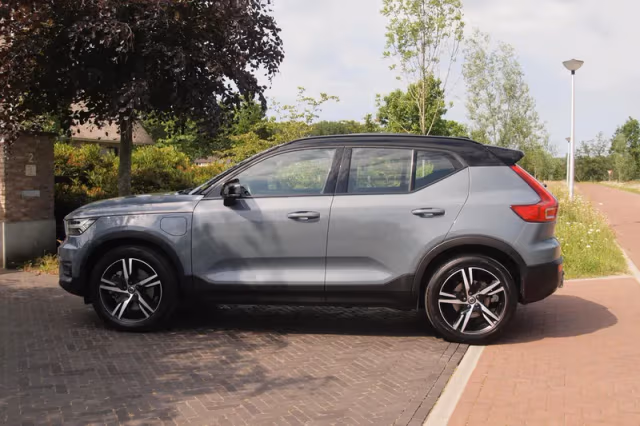 Volvo XC40 (2021) thumbnail 8