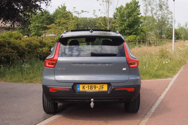 Volvo XC40 (2021) thumbnail 10