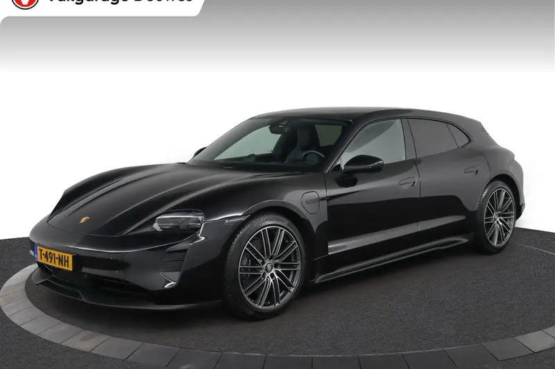 Porsche Taycan (2023)