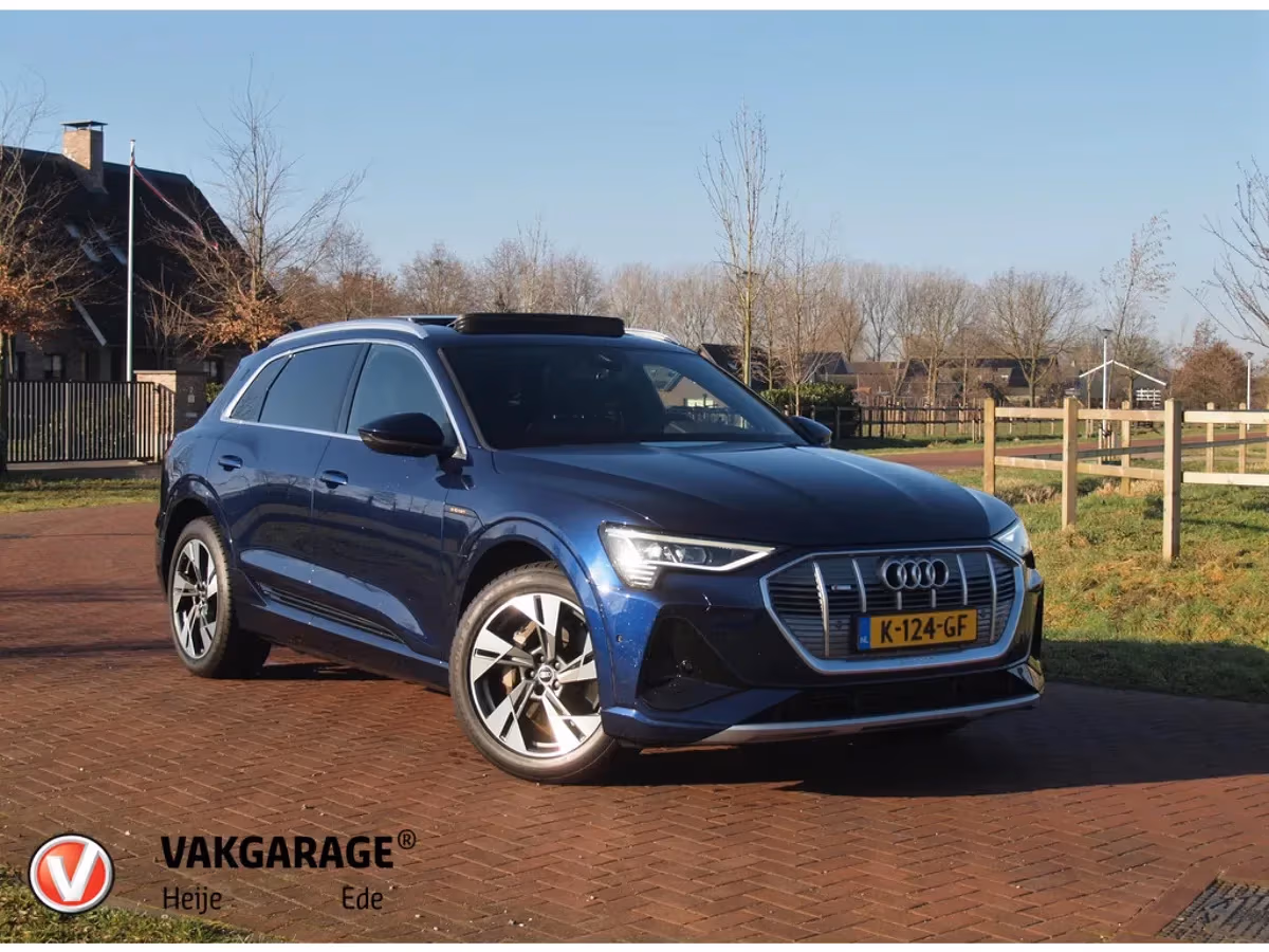 Audi e-tron (2020) — foto 1