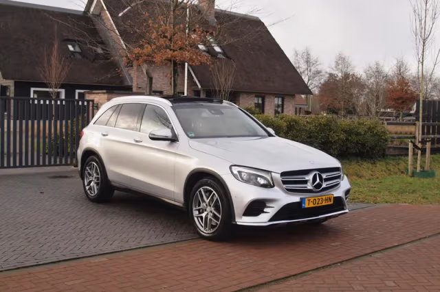 Mercedes-Benz GLC-Klasse (2016) thumbnail 3