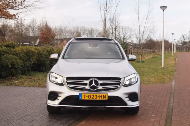 Mercedes-Benz GLC-Klasse (2016) thumbnail 4