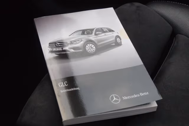 Mercedes-Benz GLC-Klasse (2016) thumbnail 31
