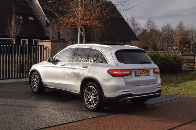 Mercedes-Benz GLC-Klasse (2016) thumbnail 7