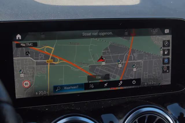 Mercedes-Benz EQA (2021) thumbnail 21