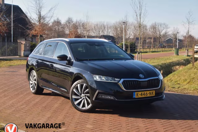 Škoda Octavia (2021) thumbnail 1