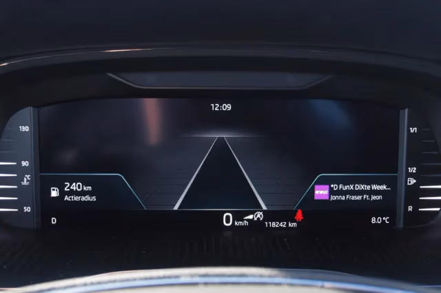 Škoda Octavia (2021) thumbnail 17