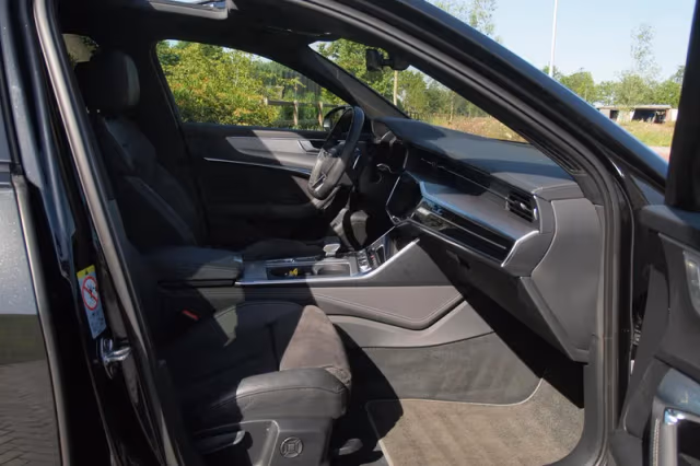 Audi A6 (2019) thumbnail 16