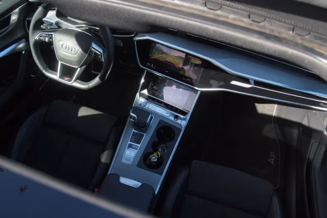 Audi A6 (2019) thumbnail 3
