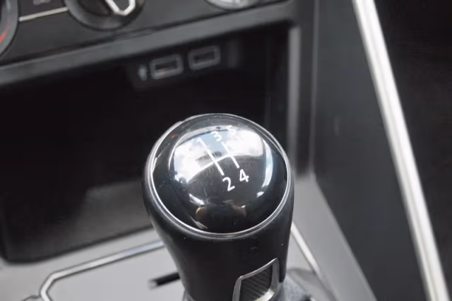Volkswagen Polo (2019) thumbnail 18