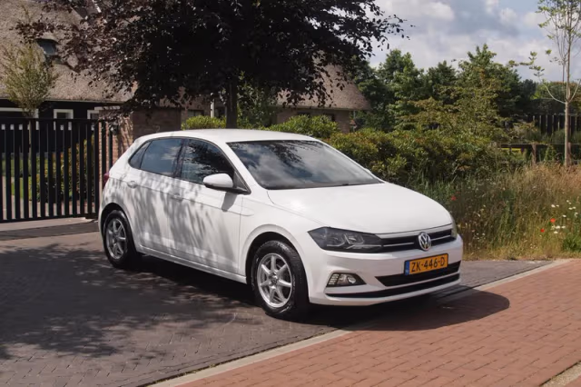 Volkswagen Polo (2019) thumbnail 4