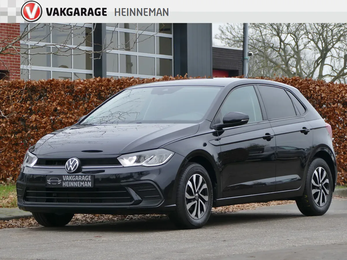 Volkswagen Polo (2022) — foto 1