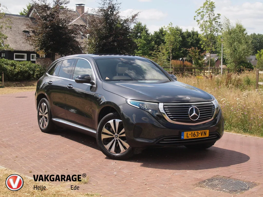 Mercedes-Benz EQC (2021) — foto 1