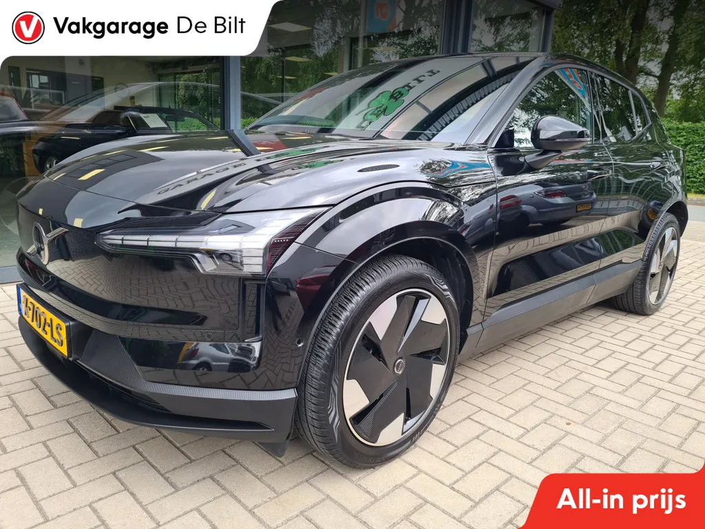 Volvo EX30 (2023) — foto 1