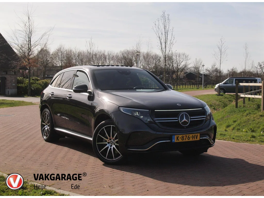 Mercedes-Benz EQC (2020) — foto 1