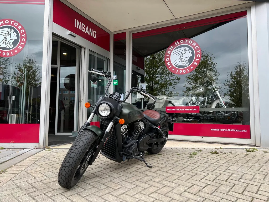 Indian Scout Bobber Twenty (2021) — foto 1