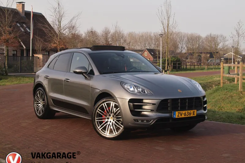 Porsche Macan (2014)