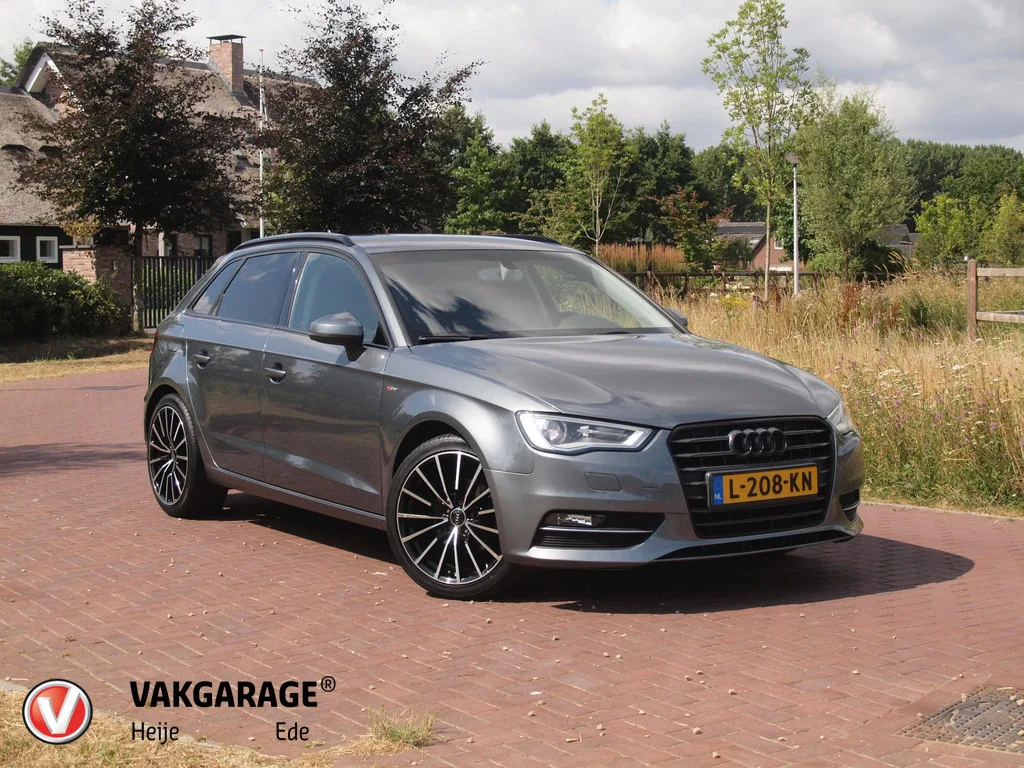 Audi A3 (2014) — foto 1