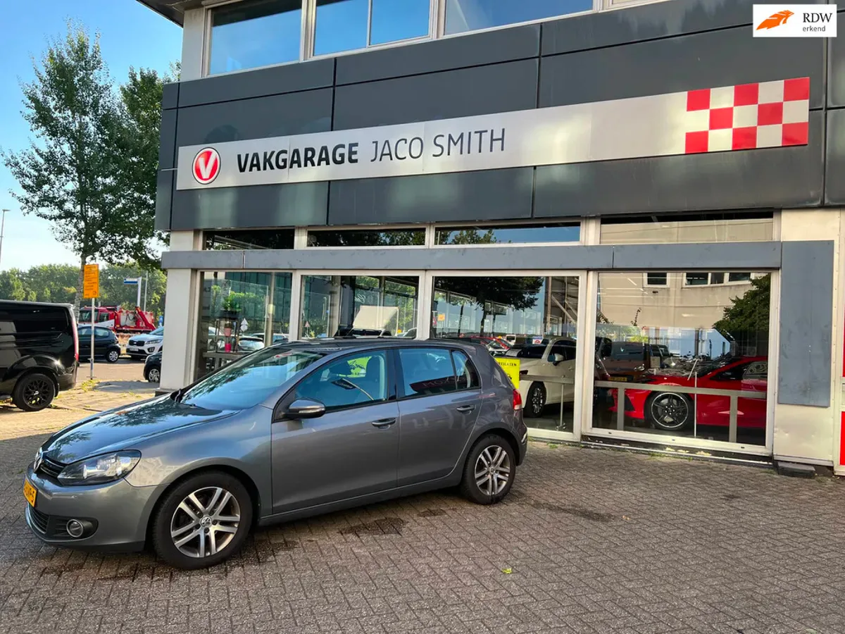 Volkswagen Golf 1.2 TSI trend Blue Motion Tech (2010) — foto 1