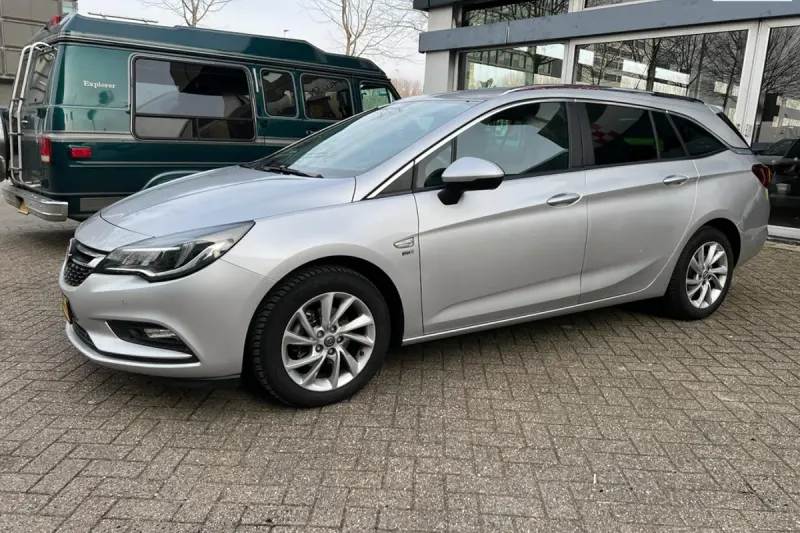 Opel Astra (2019)