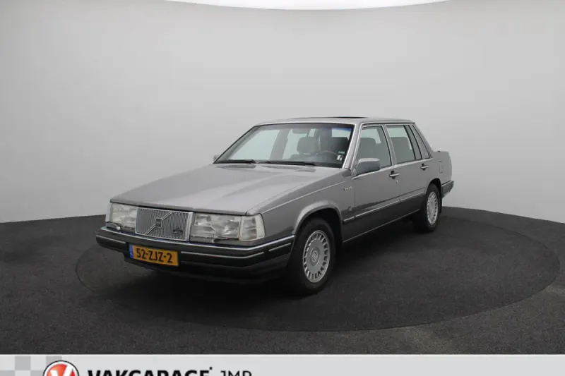 Volvo 760 (1990)