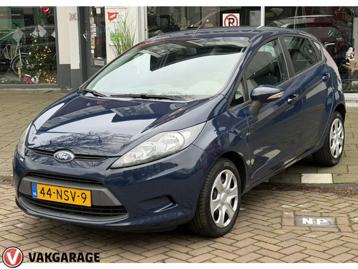 Ford Fiesta (2010) — foto 1