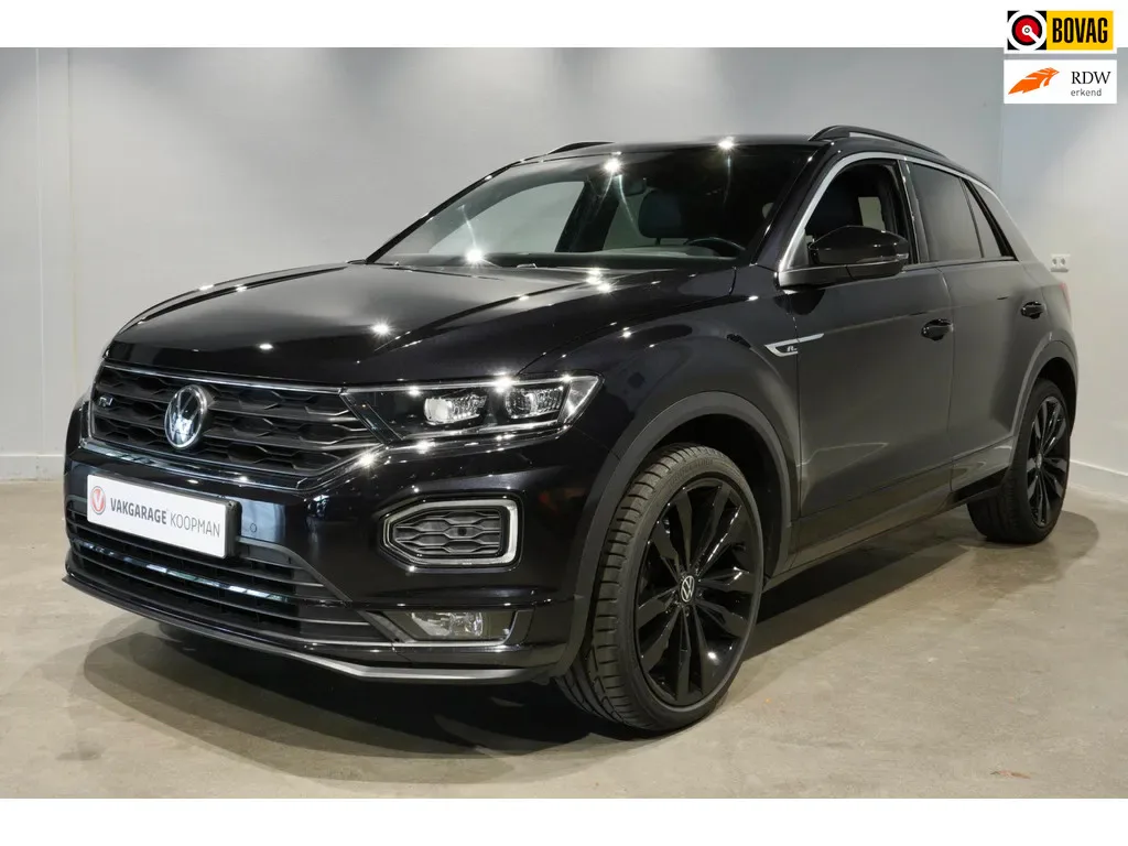 Volkswagen T-Roc (2021) — foto 1